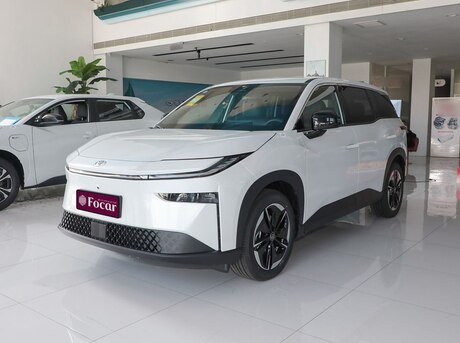 Toyota  2025