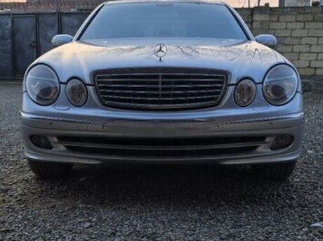 Mercedes E 270 2004
