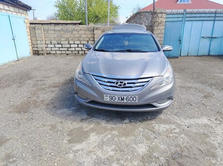 Hyundai Sonata 2010