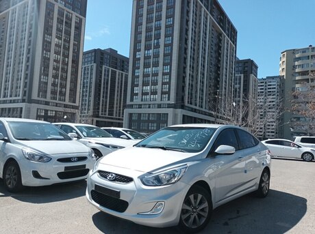 Hyundai Accent