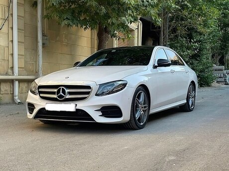 Mercedes E 300