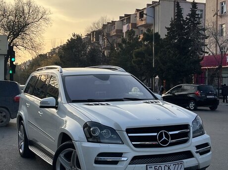Mercedes GL 500 4MATIC 2010