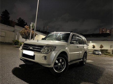 Mitsubishi Pajero 2008