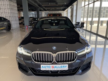 BMW 530e