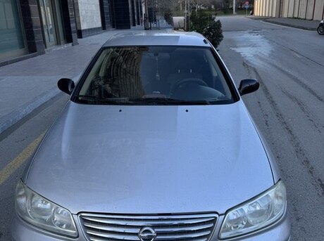 Nissan Sunny 2004
