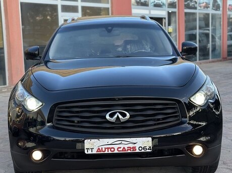 Infiniti FX35