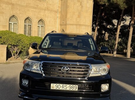 Toyota Land Cruiser 2012