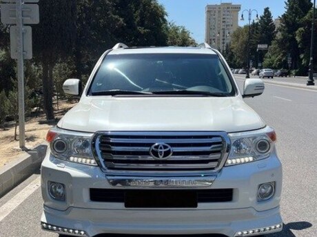 Toyota Land Cruiser 2014
