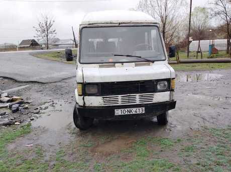Mercedes 208 D 1985