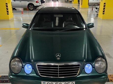 Mercedes E 220 d 2000