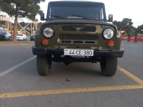 UAZ 31512 1988
