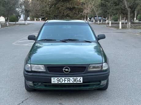 Opel Astra 1996