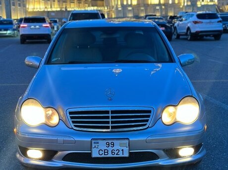 Mercedes C 230