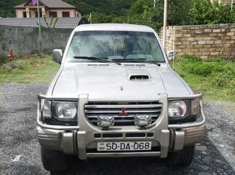 Mitsubishi Pajero 1995