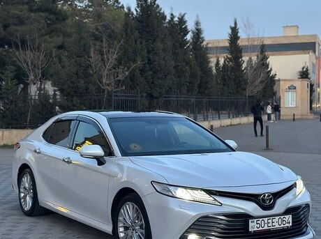 Toyota Camry 2018