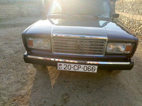 LADA (VAZ) 2107 2001