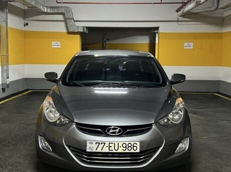Hyundai Elantra 2011