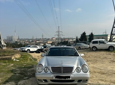 Mercedes E 270
