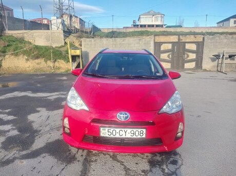 Toyota Prius C 2017