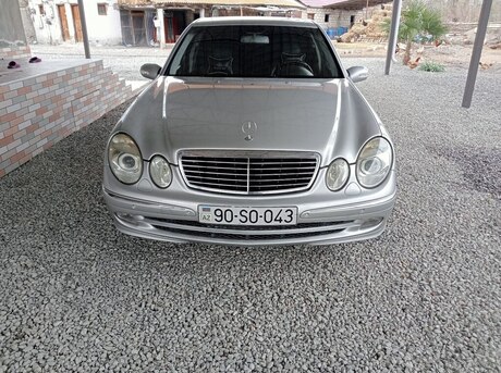 Mercedes E 320 2004