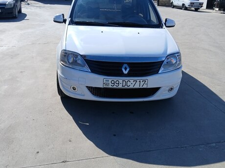 Renault Logan 2012