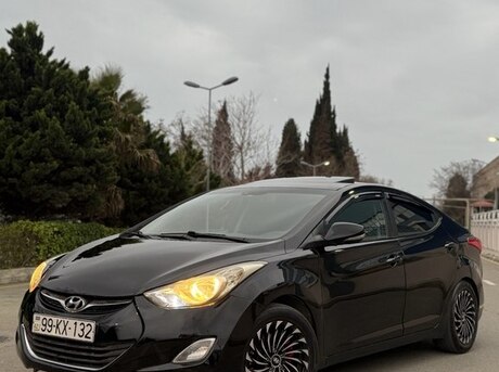 Hyundai Elantra 2012
