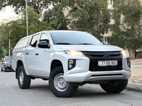 Mitsubishi L200 2020
