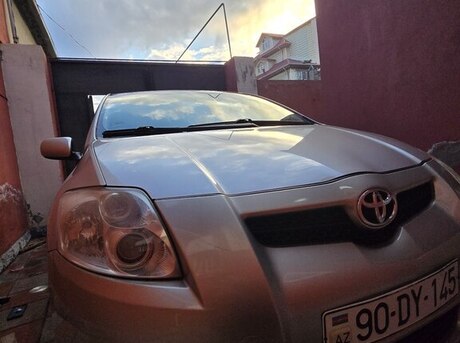 Toyota Auris 2009