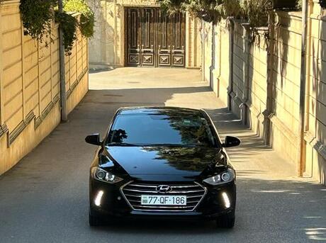 Hyundai Elantra 2016