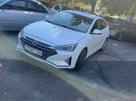 Hyundai Elantra 2019