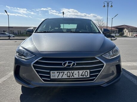 Hyundai Elantra 2017