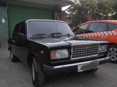 LADA (VAZ) 2107 2011