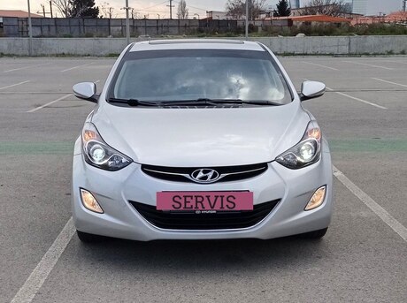 Hyundai Elantra 2011