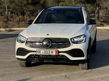 Mercedes GLC 300 e 4MATIC 2021
