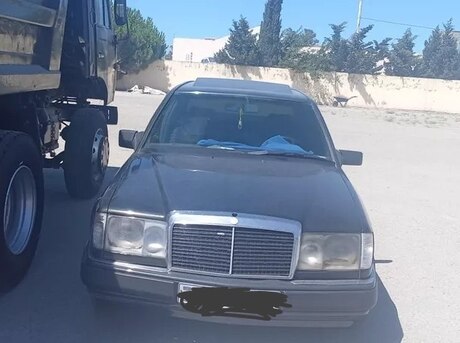 Mercedes E 250 1993