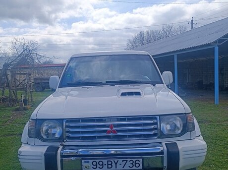 Mitsubishi Pajero 1996
