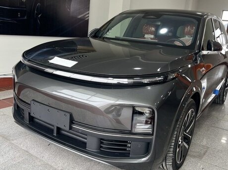 Li Auto L7