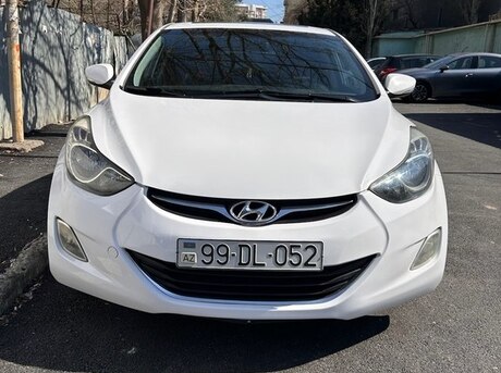 Hyundai Elantra 2013