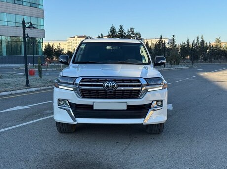 Toyota Land Cruiser 2013