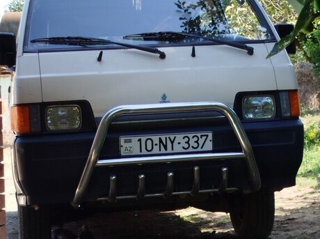 Mitsubishi L300 1997