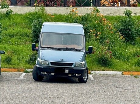 Ford Transit 2001