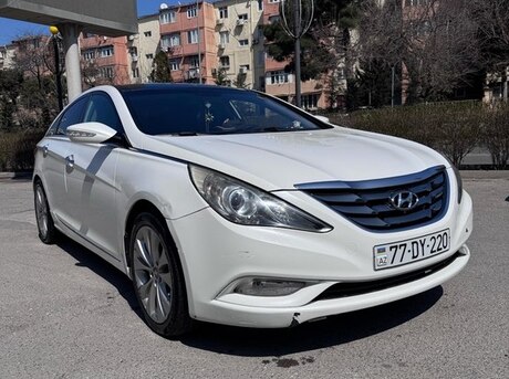 Hyundai Sonata 2010