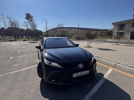 Toyota Camry 2023
