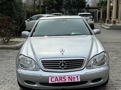 Mercedes S 320