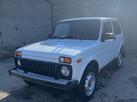 LADA (VAZ) Niva 2013