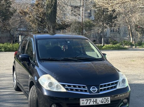 Nissan Tiida 2011
