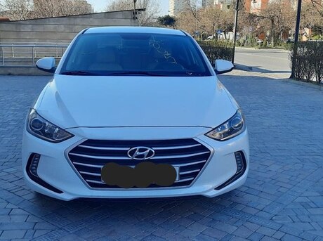 Hyundai Elantra 2017