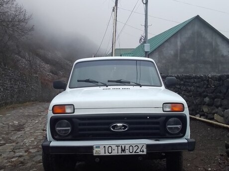 LADA (VAZ) Niva 2006