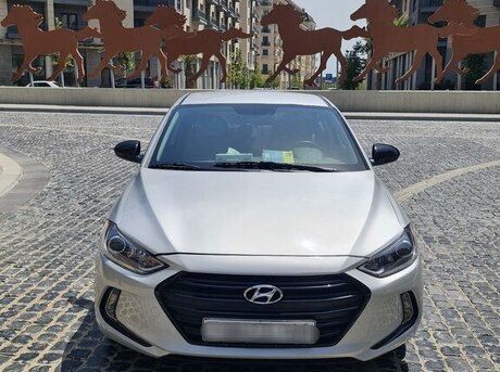 Hyundai Elantra 2016