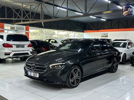 Mercedes E 300 e